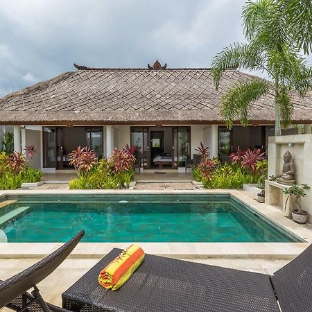 Villa Leelavadee Uluwatu Eksteriør bilde
